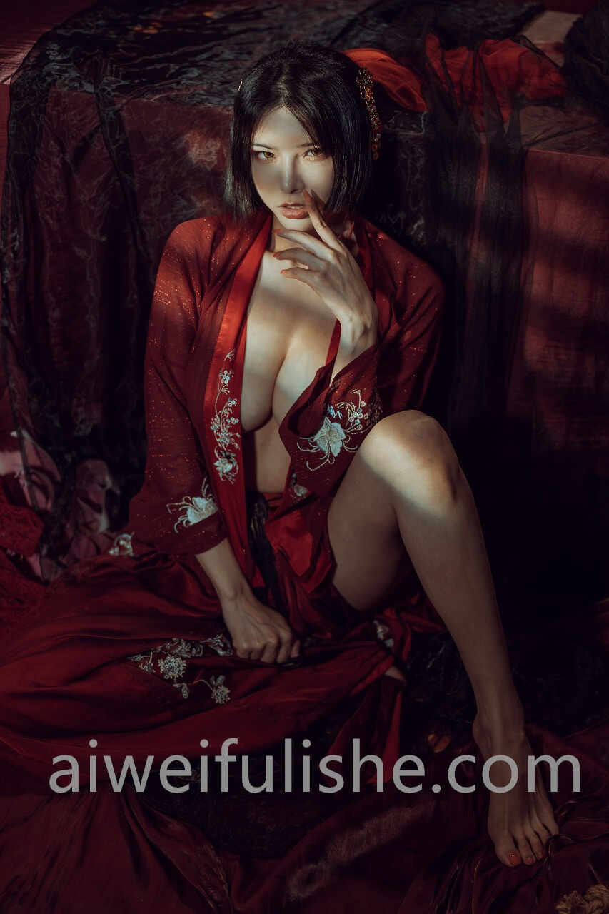 秋和柯基-昏红帐[52P 427MB] cosplay美女-第3张