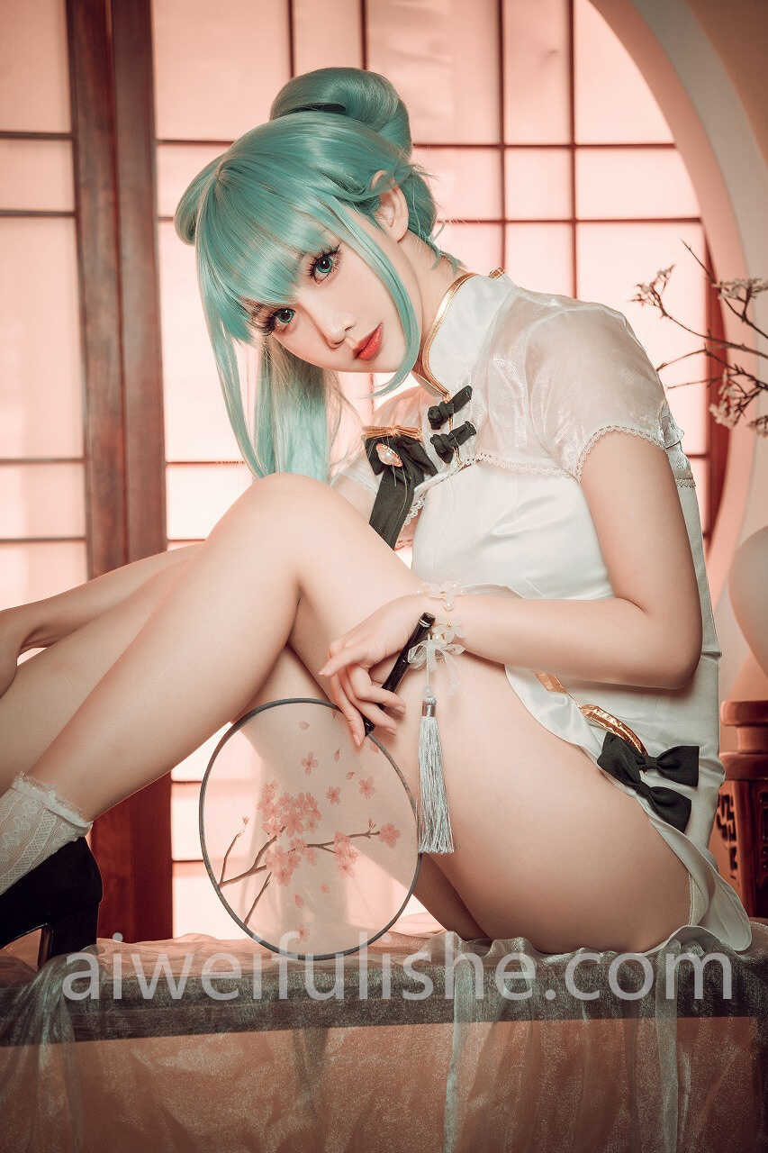 面饼仙儿-初音旗袍[28P-514MB] cosplay美女-第2张