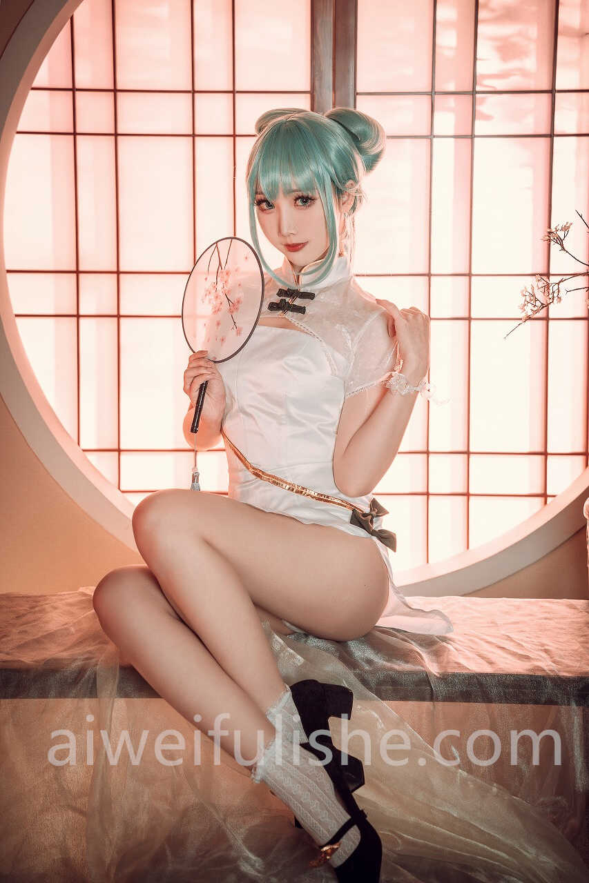 面饼仙儿-初音旗袍[28P-514MB] cosplay美女-第6张