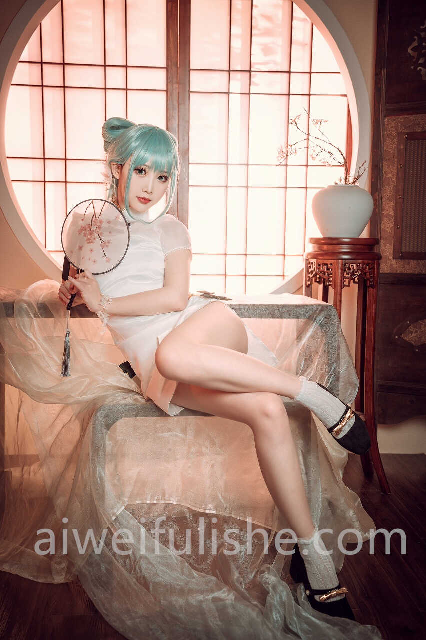 面饼仙儿-初音旗袍[28P-514MB] cosplay美女-第2张