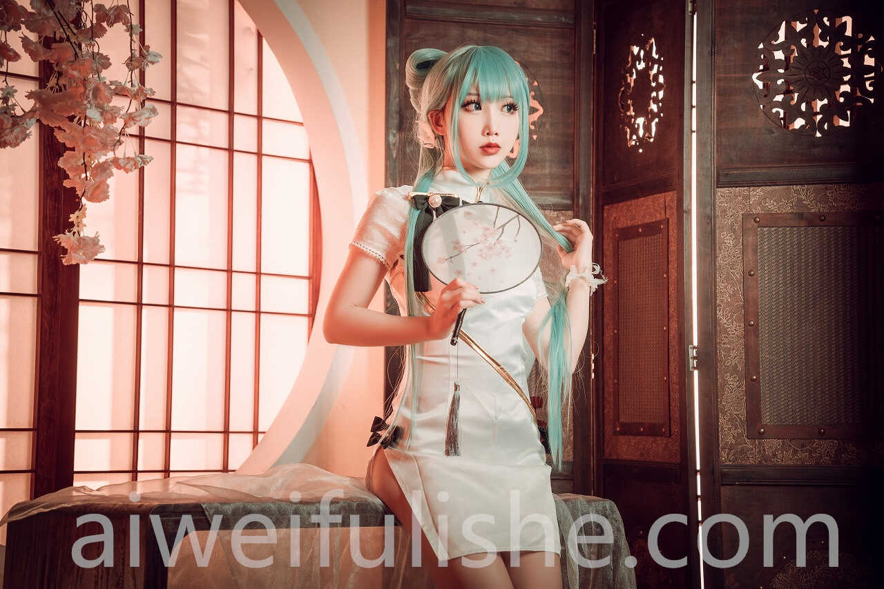 面饼仙儿-初音旗袍[28P-514MB] cosplay美女-第3张