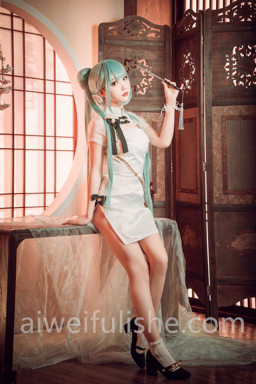 面饼仙儿-初音旗袍[28P-514MB] cosplay美女-第4张