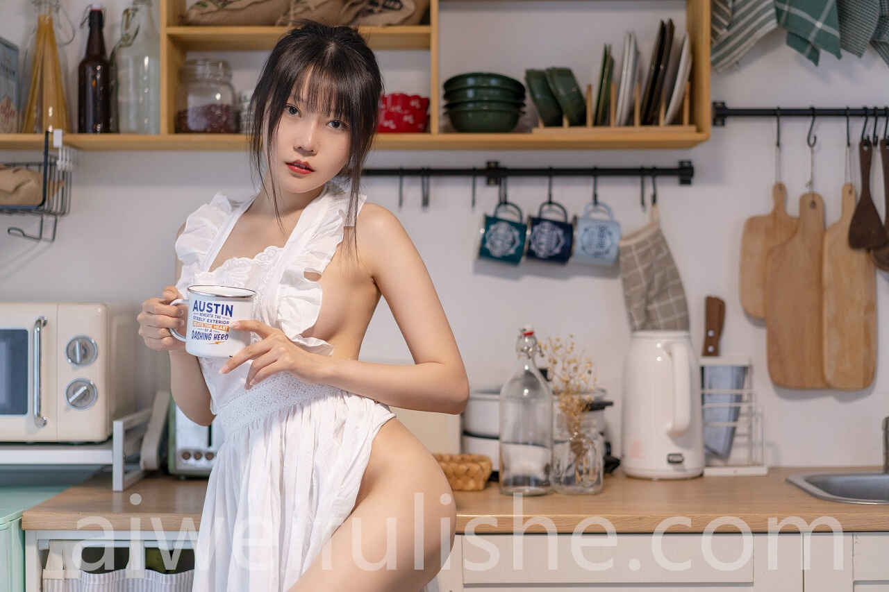香草喵露露-厨娘[55p1v3.91G] cosplay美女-第3张