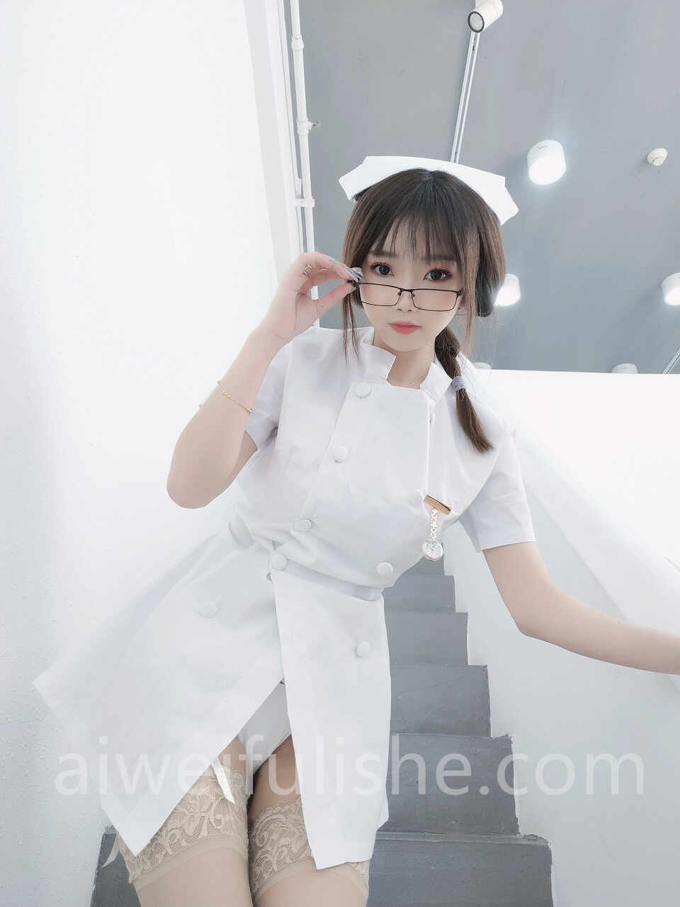 鬼畜瑶在不在w-笨蛋护士 [45P-58MB] cosplay美女-第1张