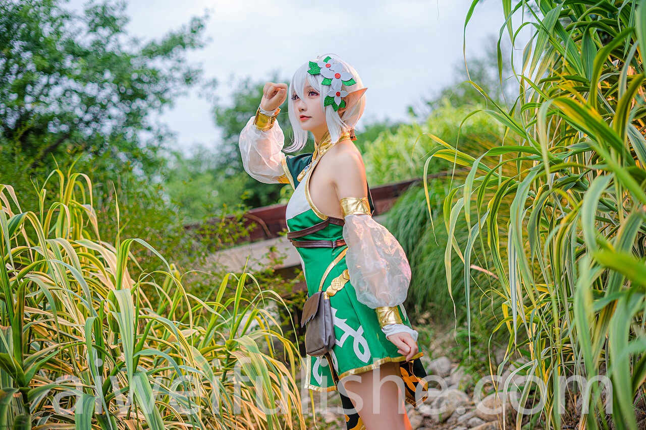 星之迟迟-秘密花园-可可萝 [17P-85MB] cosplay美女-第6张