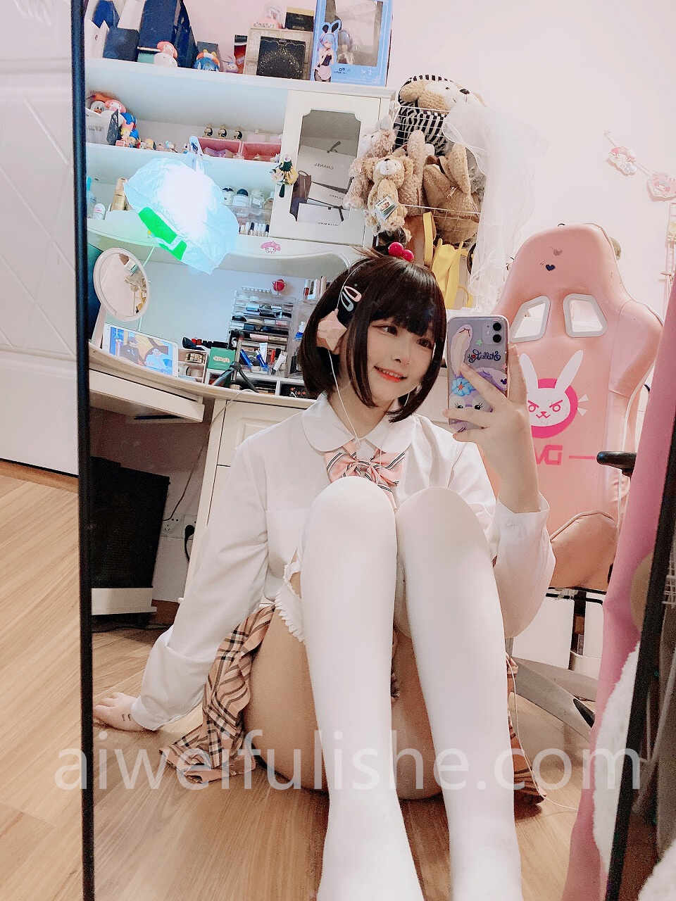 古川kagura-白丝JK [41P4V-217MB] JK制服-第3张