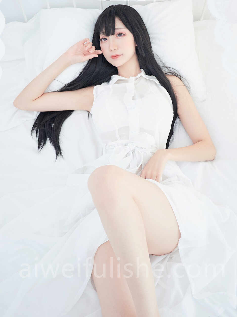 周叽是可爱兔兔-恶魔姐姐[10p47M] cosplay美女-第4张