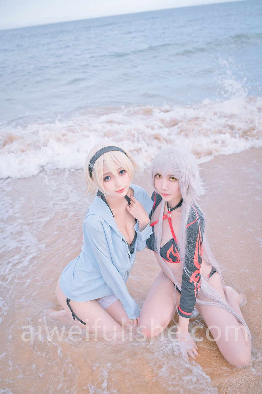 周叽是可爱兔兔-黑白贞双人泳衣 [21P-188MB] cosplay美女-第2张