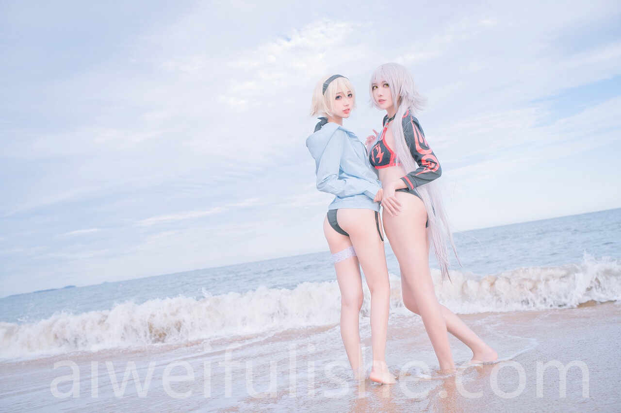 周叽是可爱兔兔-黑白贞双人泳衣 [21P-188MB] cosplay美女-第4张