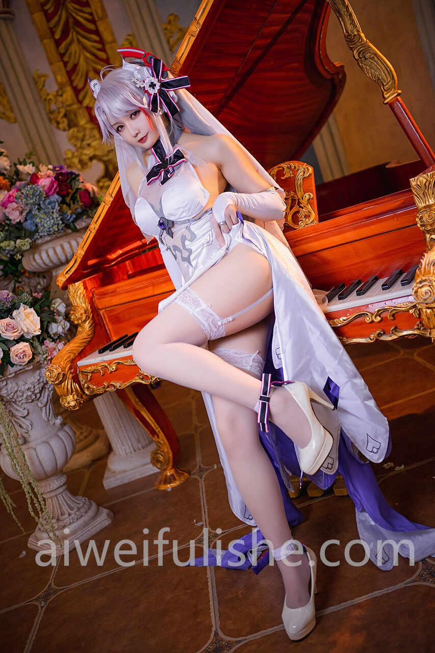星之迟迟-欧根亲王[20p105M] cosplay美女-第5张