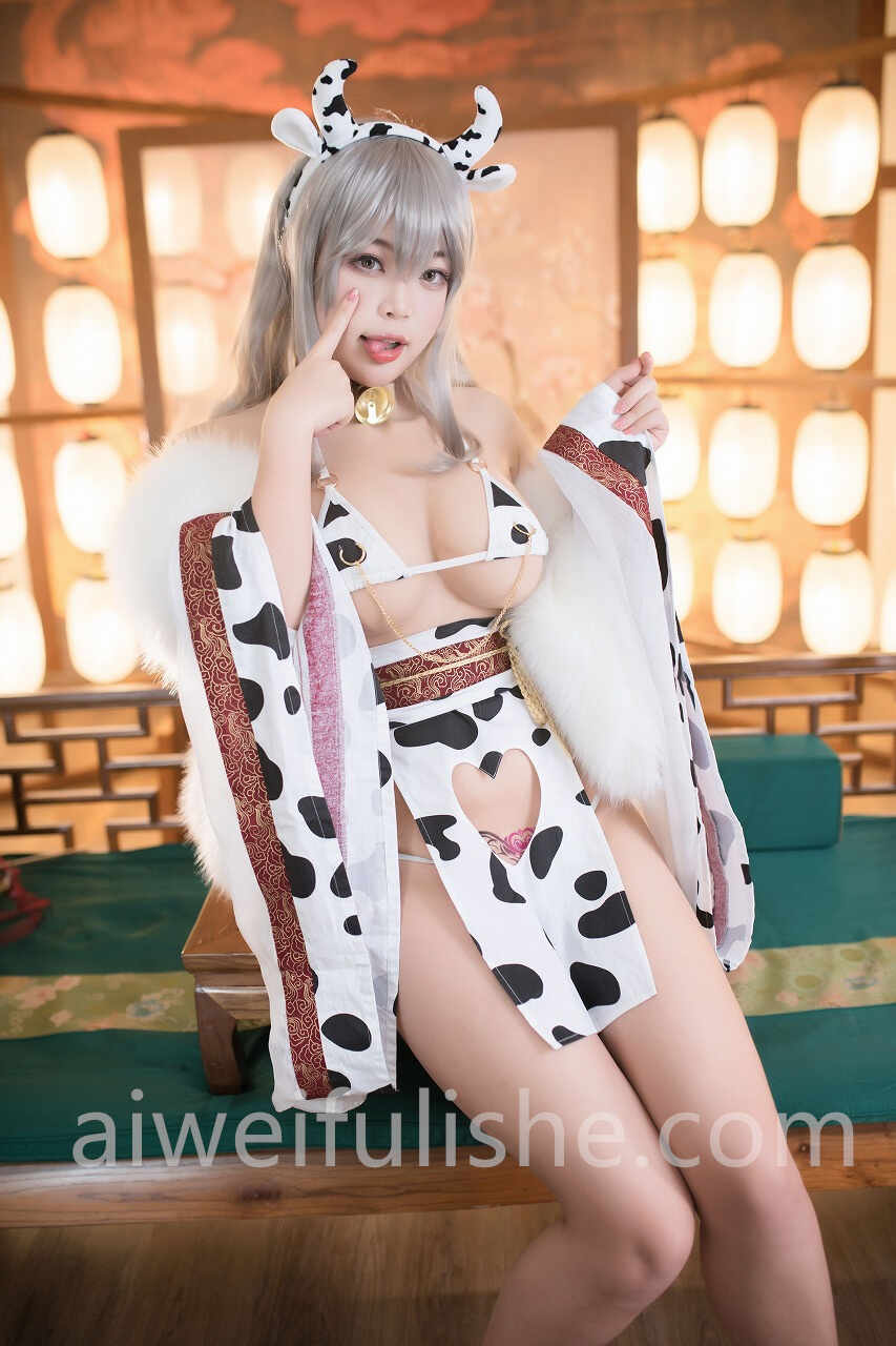 白烨-色牛牛[103P-296M] cosplay美女-第4张