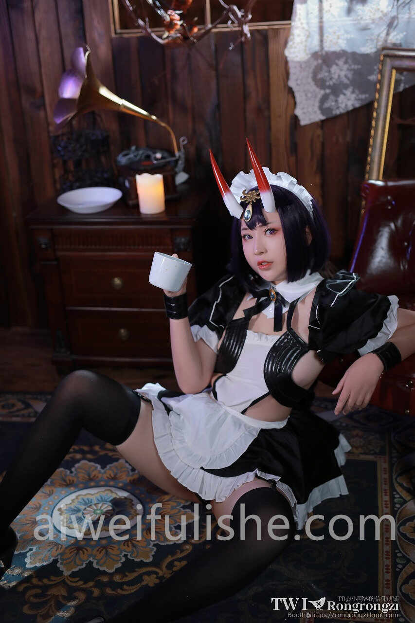 小容仔咕咕咕w-酒吞童子女仆 [46P1V-308MB] cosplay美女-第2张