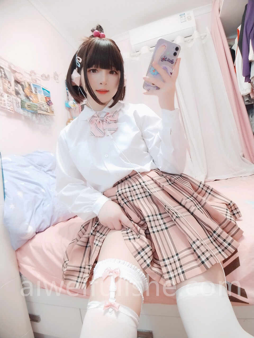 古川kagura-白丝JK[41p4v218M] JK制服-第2张