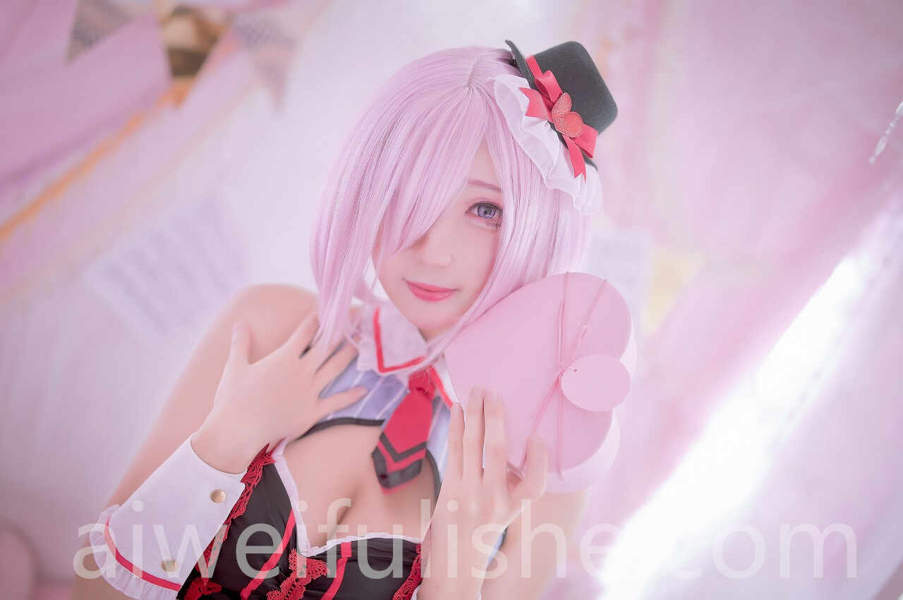 周叽是可爱兔兔-玛修情人节 [24P-219MB] cosplay美女-第6张