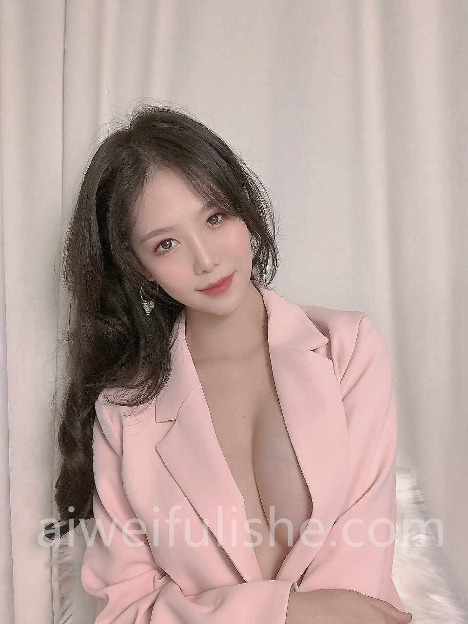 抖娘利世-粉色西装 [26P-178MB] 网红福利-第5张