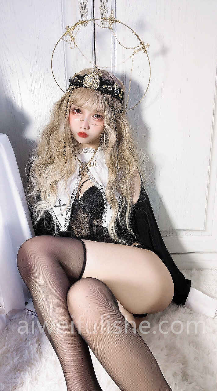 果咩酱w-叛逆修女 [30P-207MB] cosplay美女-第5张
