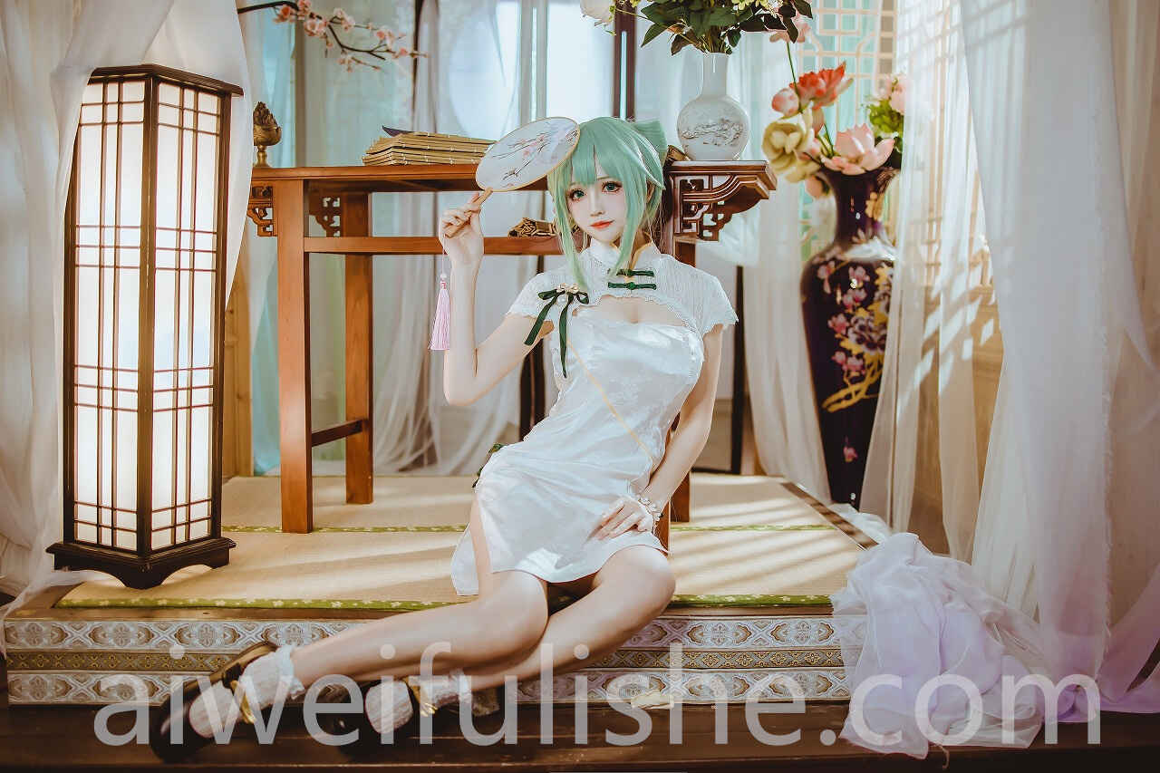 COSER衣衣-初音韶华 [36P-104MB] cosplay美女-第1张