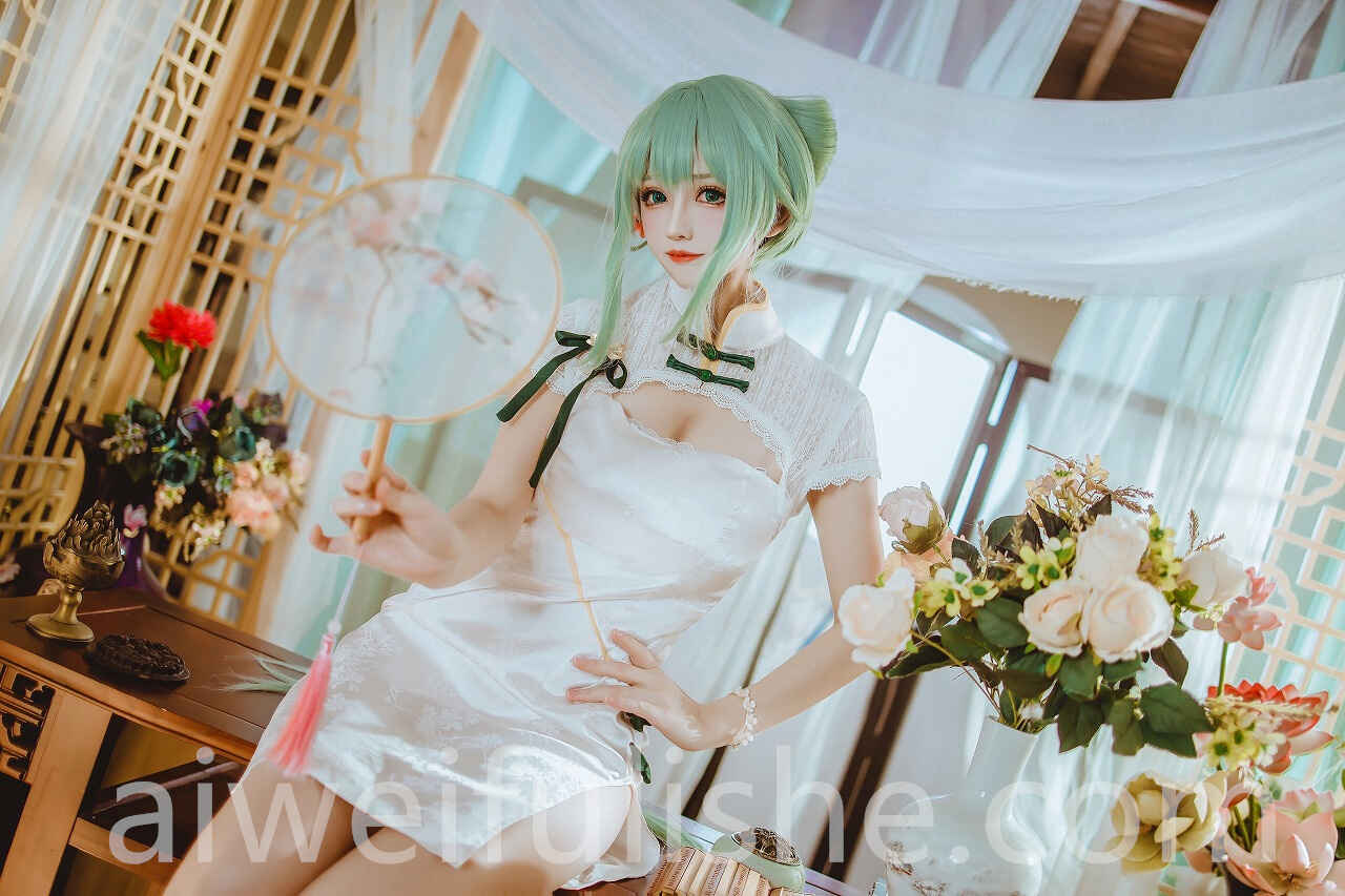 COSER衣衣-初音韶华 [36P-104MB] cosplay美女-第3张