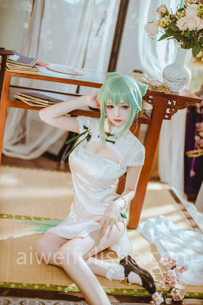 COSER衣衣-初音韶华 [36P-104MB] cosplay美女-第4张