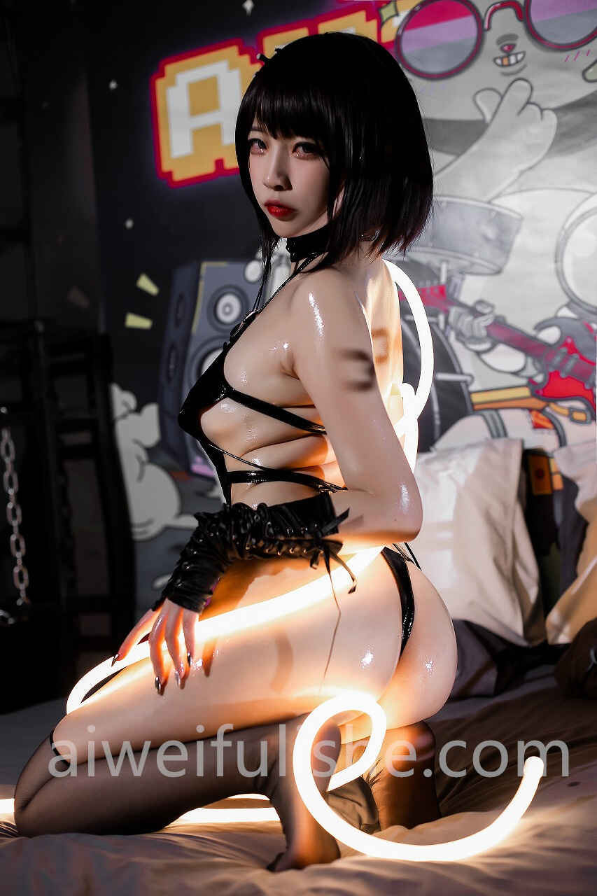 二佐Nisa-乖张肚兜 [35P-556MB] cosplay美女-第3张