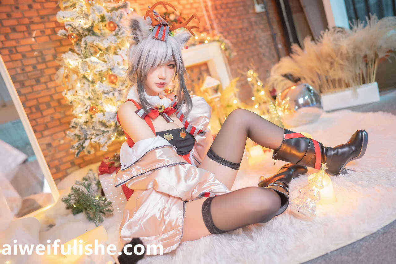 周叽是可爱兔兔-圣诞黑丝兽耳 [17P-283MB] cosplay美女-第6张