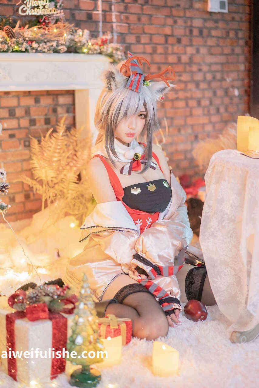 周叽是可爱兔兔-圣诞黑丝兽耳 [17P-283MB] cosplay美女-第2张