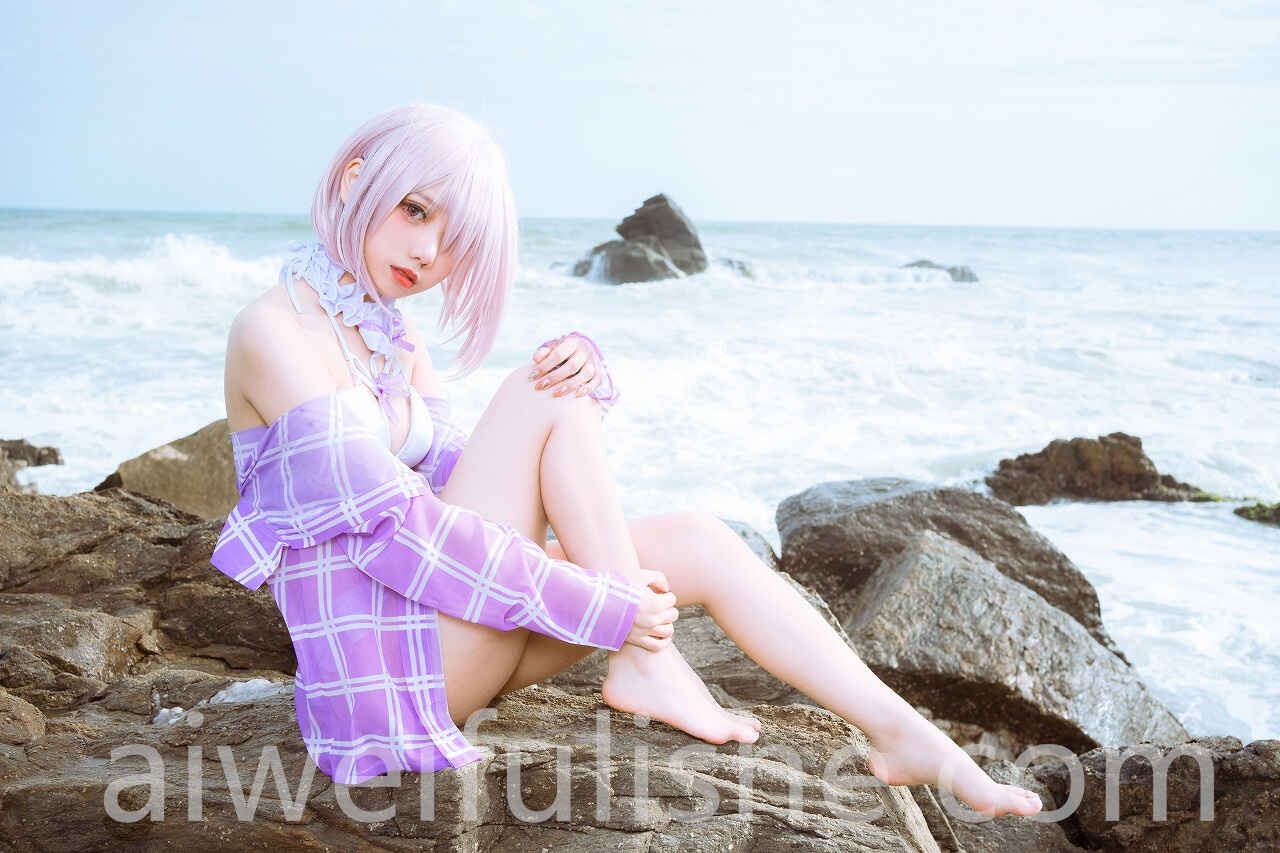 果咩酱w-海边玛修 [35P-318MB] cosplay美女-第2张