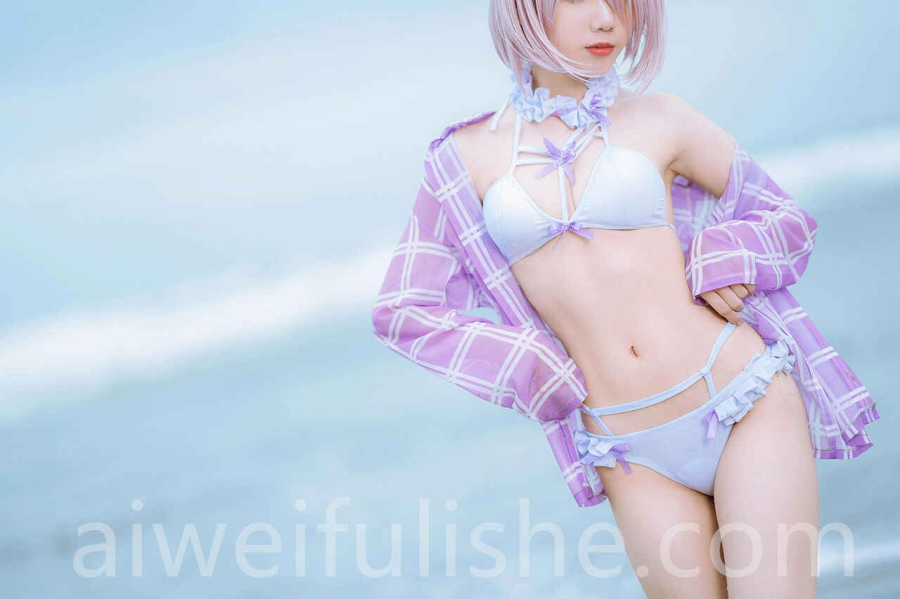 果咩酱w-海边玛修 [35P-318MB] cosplay美女-第3张