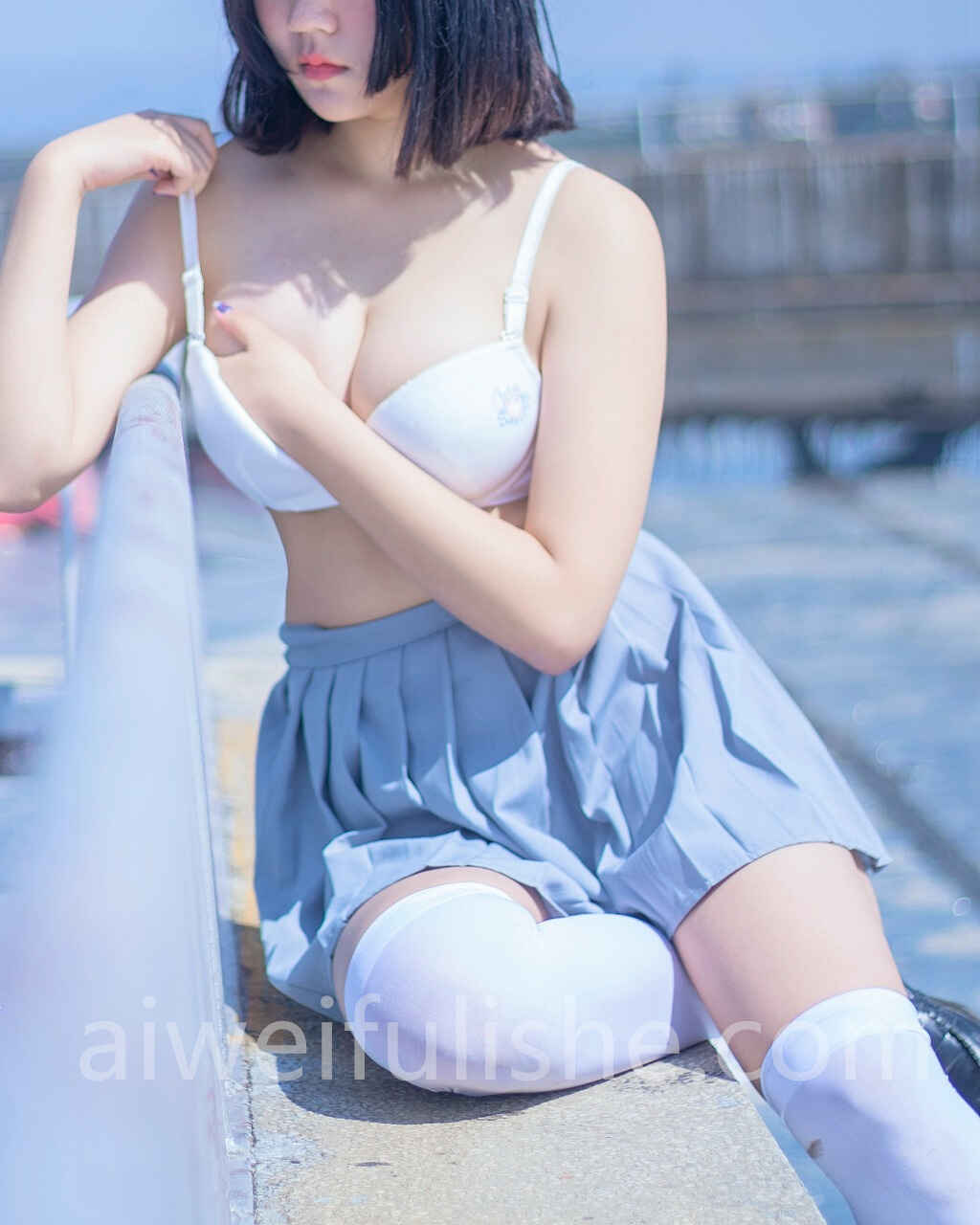 微博网红汐写真套图合集(持续更新) cosplay美女-第4张