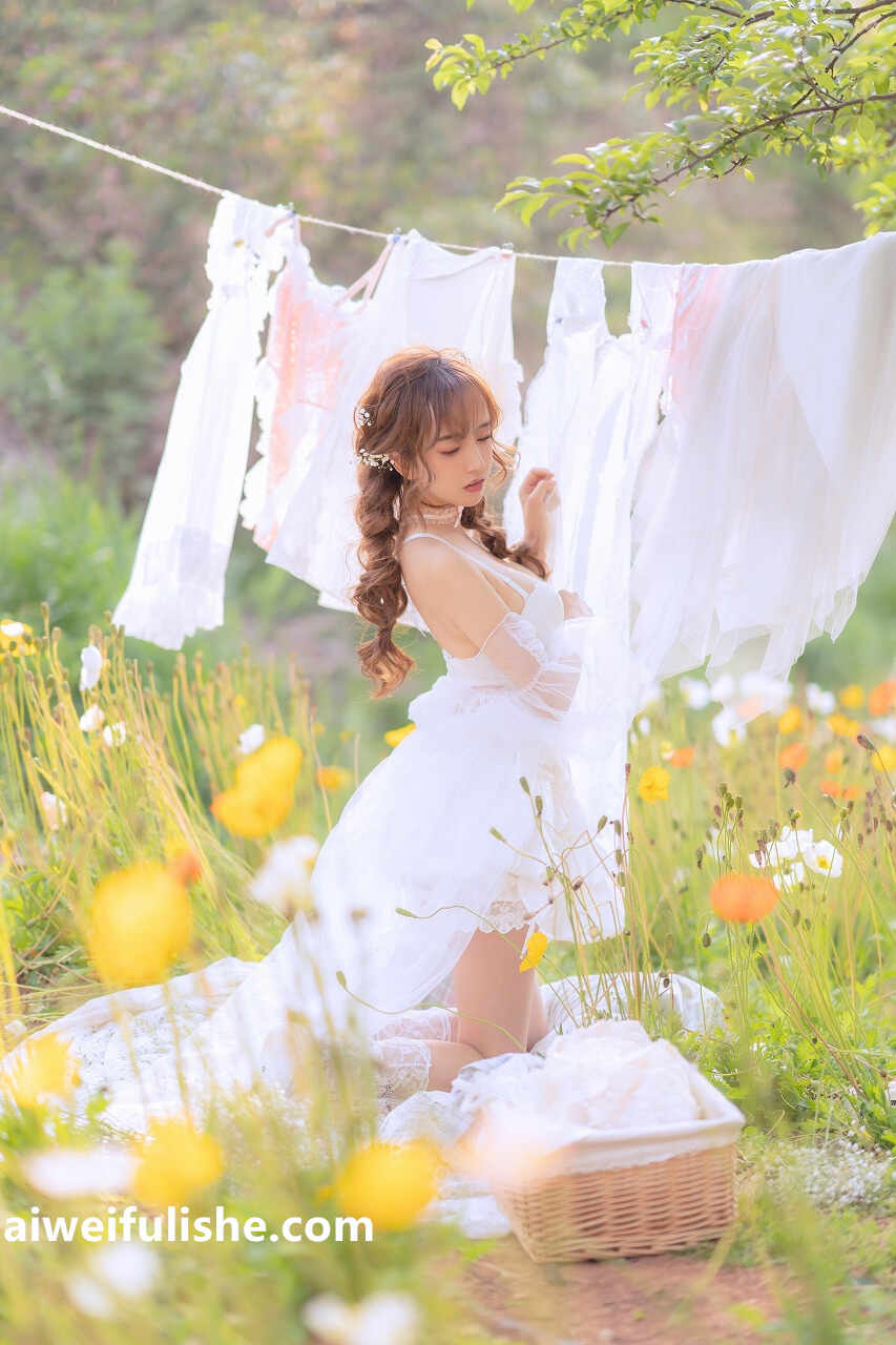 过期米线线喵-夏日限定 晒衣服 [41P-76MB] 网红福利-第6张