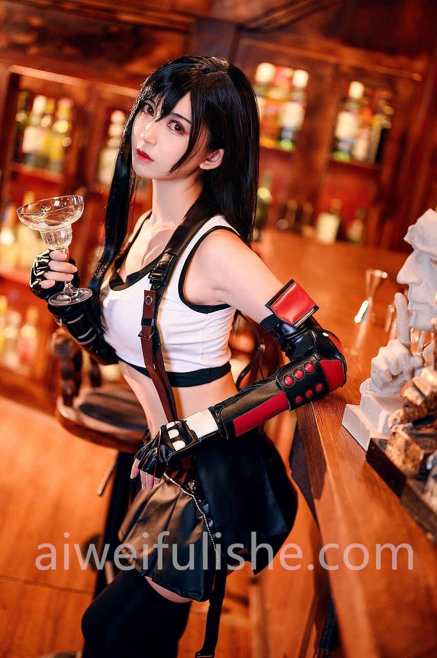 鳗鱼霏儿-蒂法战斗服 [21P-383MB] cosplay美女-第3张