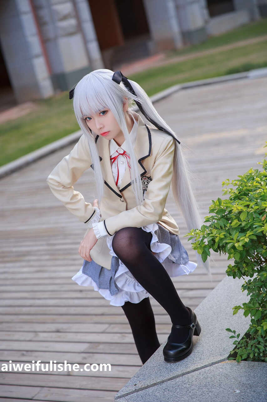 G44不会受伤-雾枝校服 [19P-44MB] cosplay美女-第2张