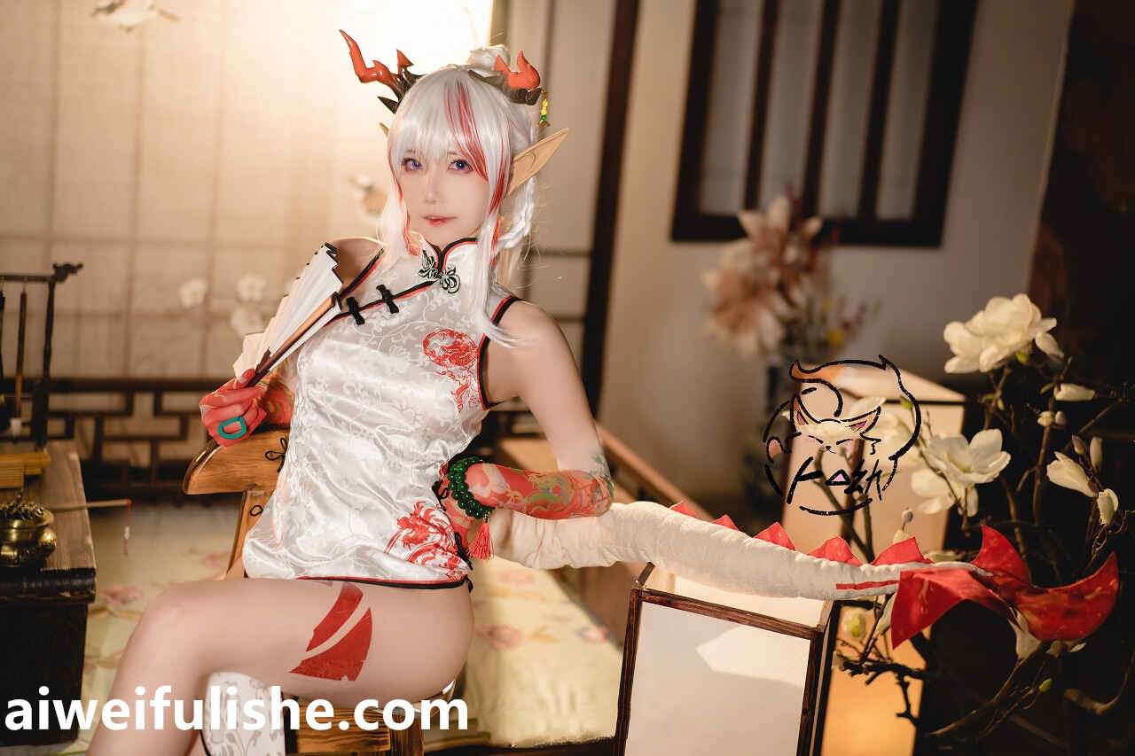 狐萝卜呦卜呦-年旗袍·乐逍遥 [15P-101MB] cosplay美女-第2张