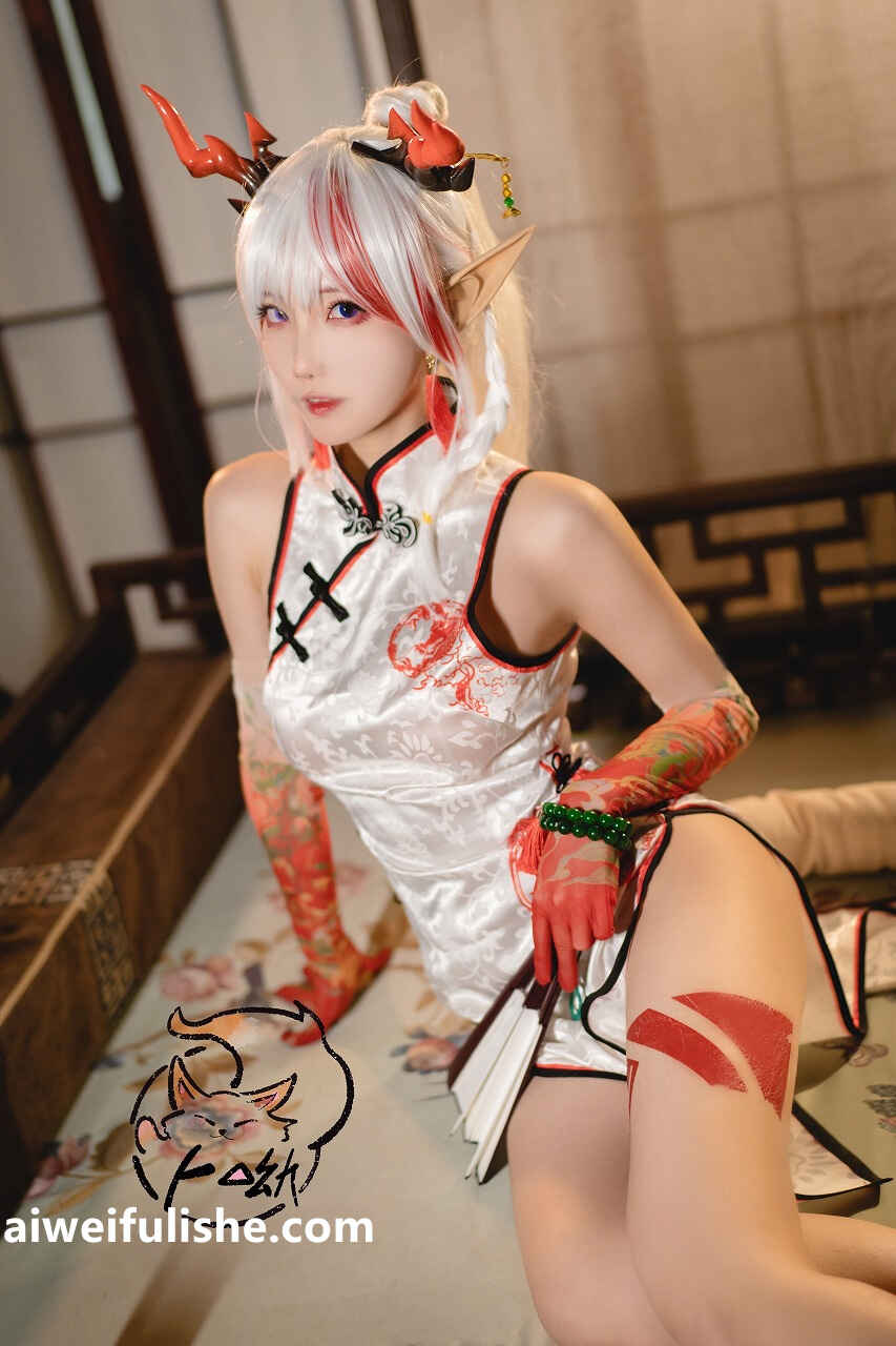 狐萝卜呦卜呦-年旗袍·乐逍遥 [15P-101MB] cosplay美女-第4张