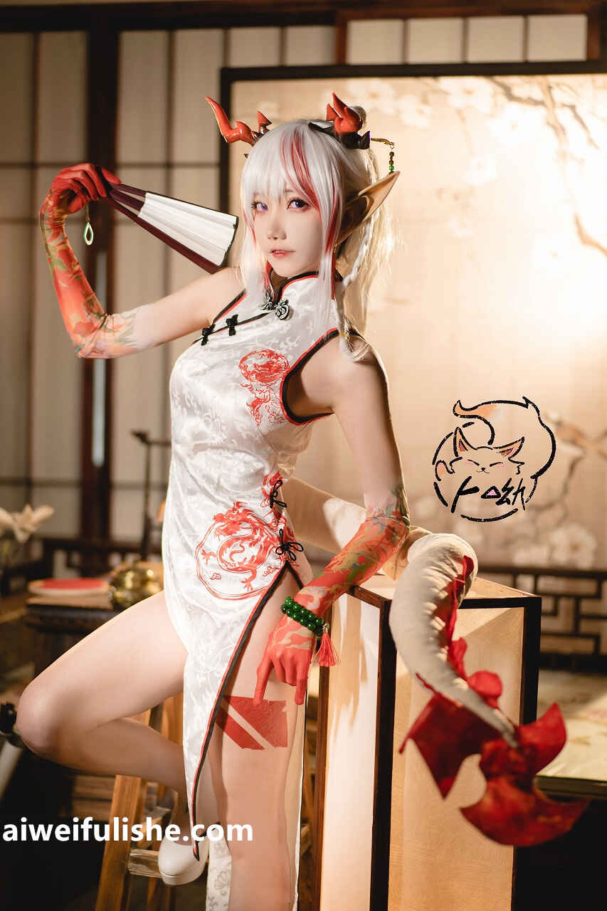 狐萝卜呦卜呦-年旗袍·乐逍遥 [15P-101MB] cosplay美女-第5张