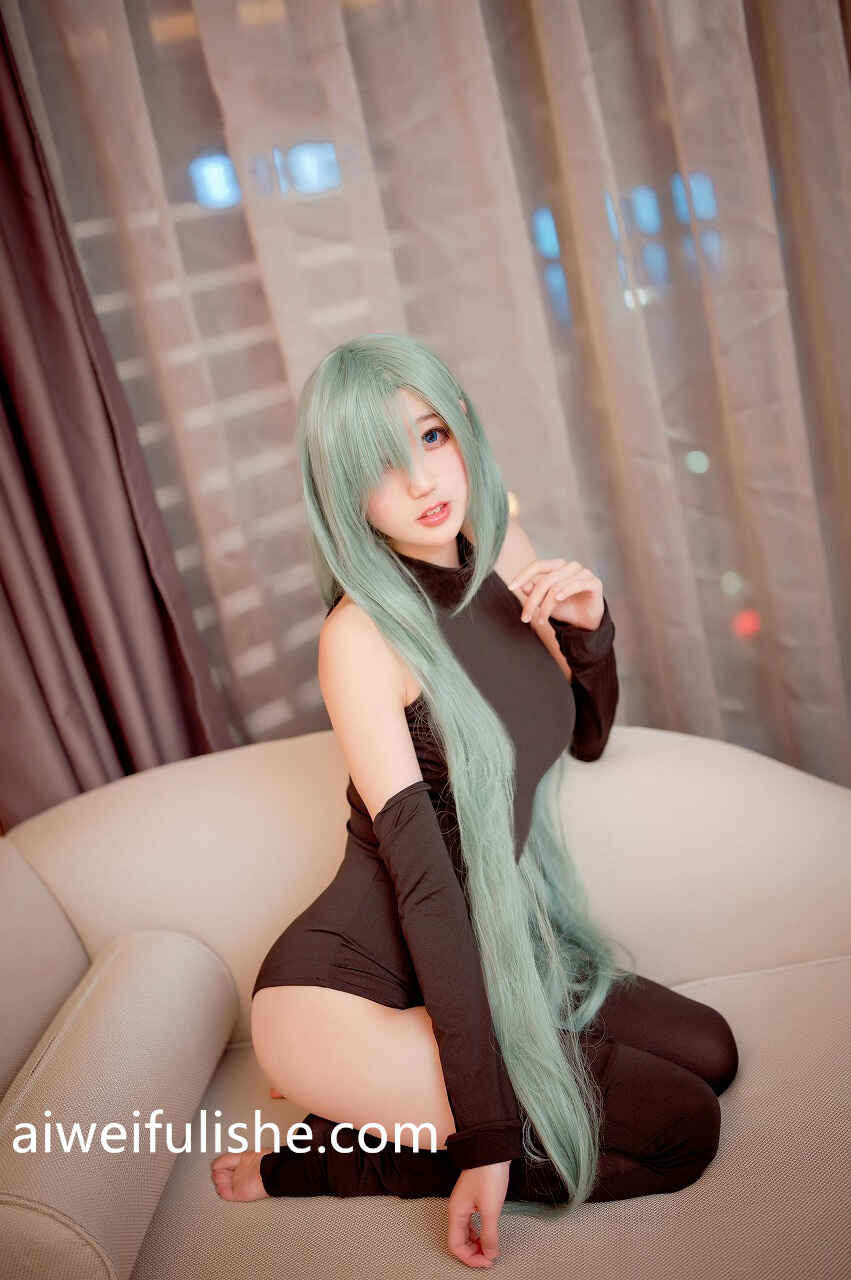 周叽是可爱兔兔-伊丽莎白连体衣 [15P-138MB] cosplay美女-第4张