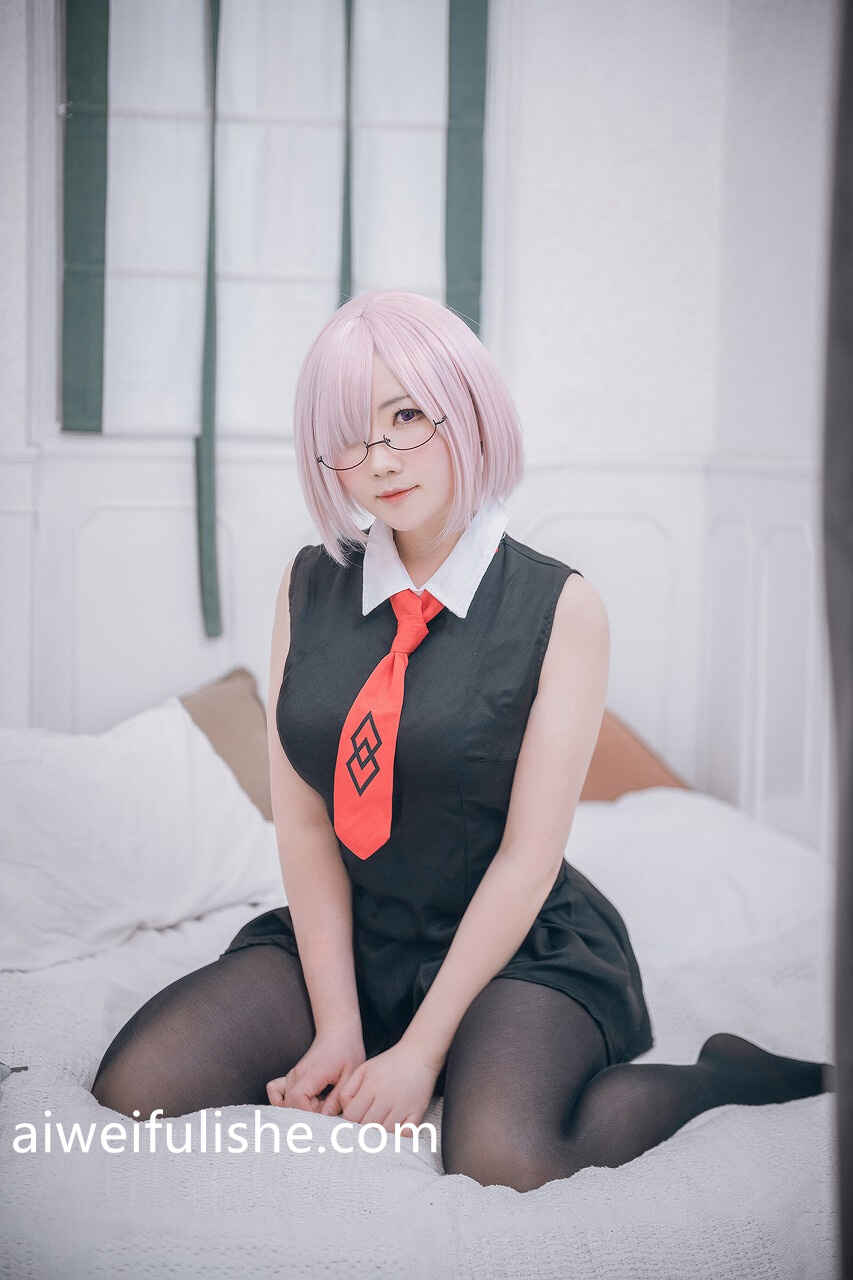 是本末末 - 玛修常服＆猫咪下着 [42P-72MB] cosplay美女-第3张