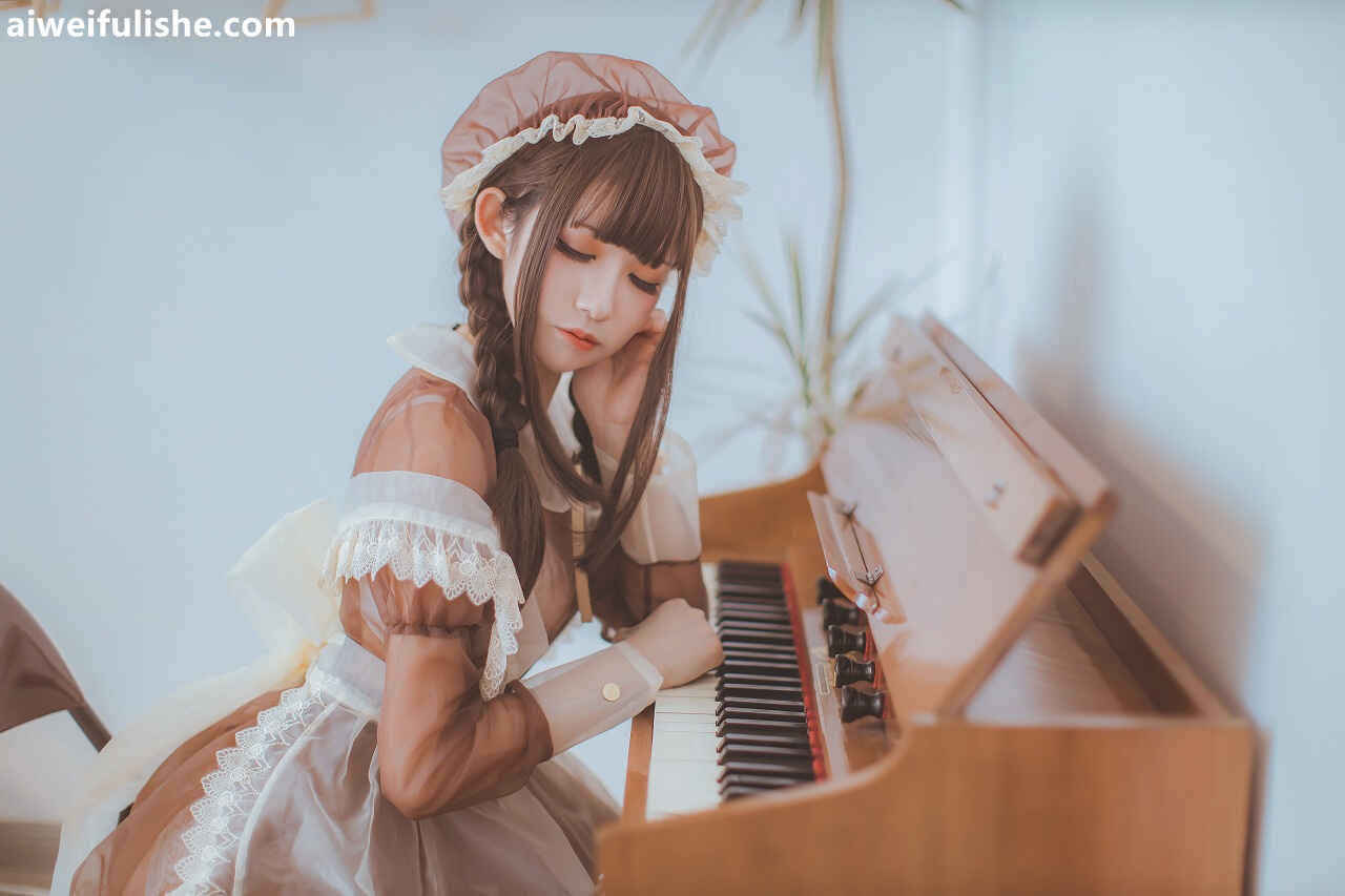 Coser衣衣 - 透明女仆 [31P-268MB] cosplay美女-第4张