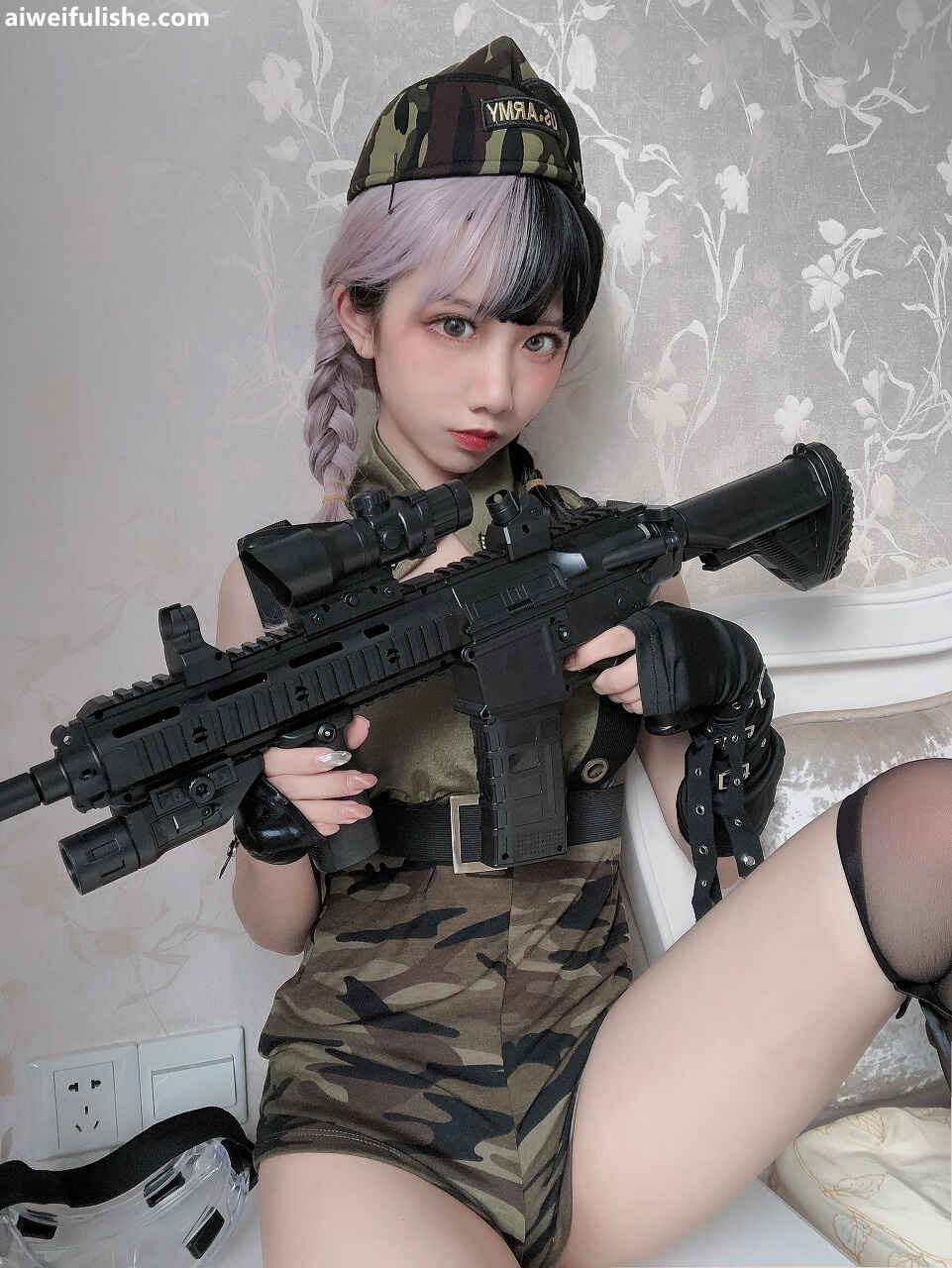 果咩酱w - 战地甜心 [20P5V-131MB] cosplay美女-第5张