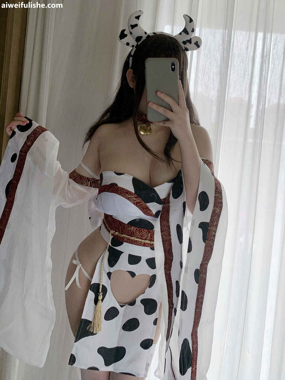 是依酱吖 - 牛牛和服 [34P2V-120MB] cosplay美女-第2张