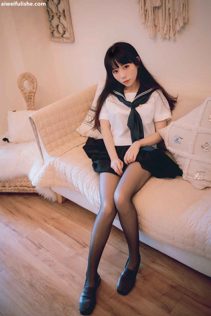 usejan蓝蓝 - 私语 [50P-107MB] cosplay美女-第1张