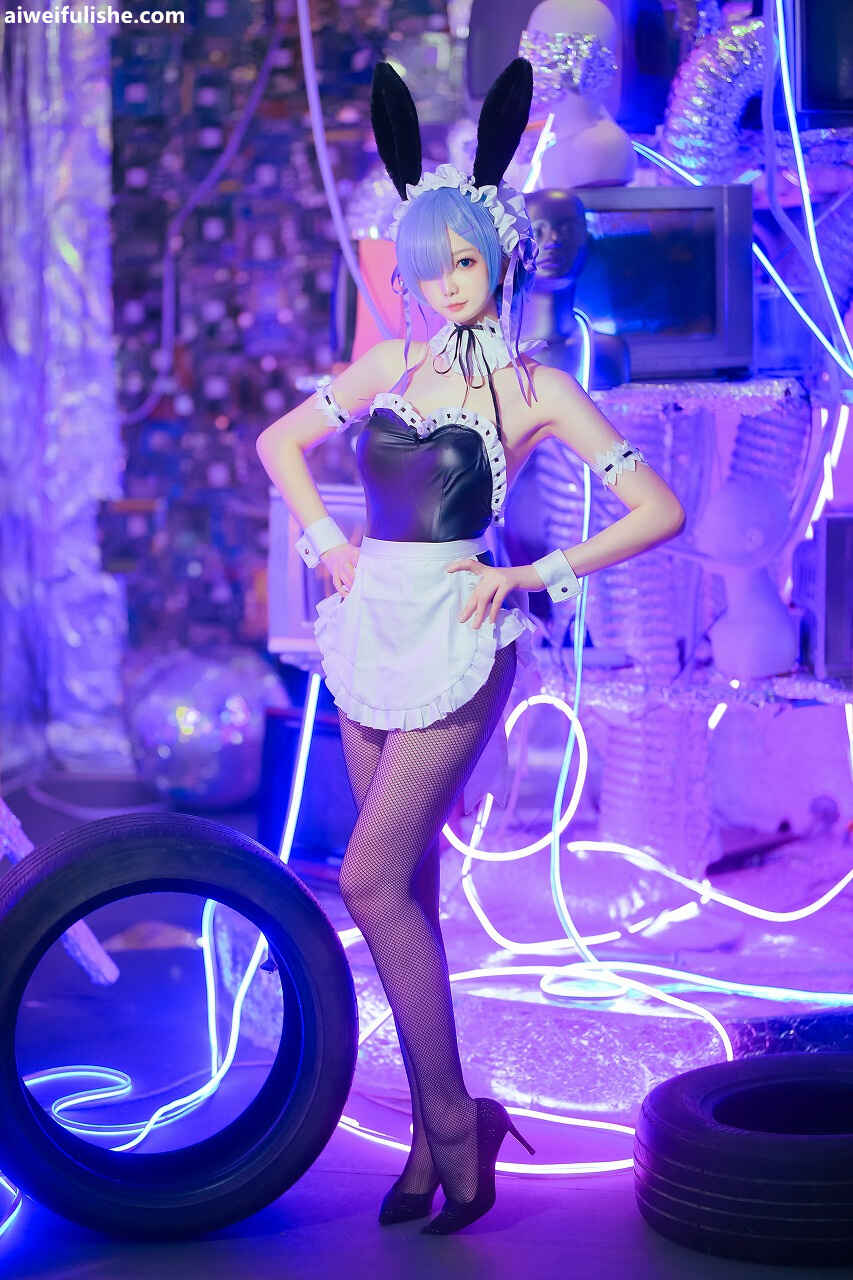 封疆疆v - 蕾姆兔女郎 [18P-212MB] cosplay美女-第1张