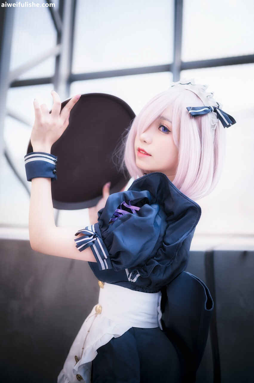 芋圆侑子 - 黑枪呆女仆自拍 [24P3V-211MB] cosplay美女-第4张