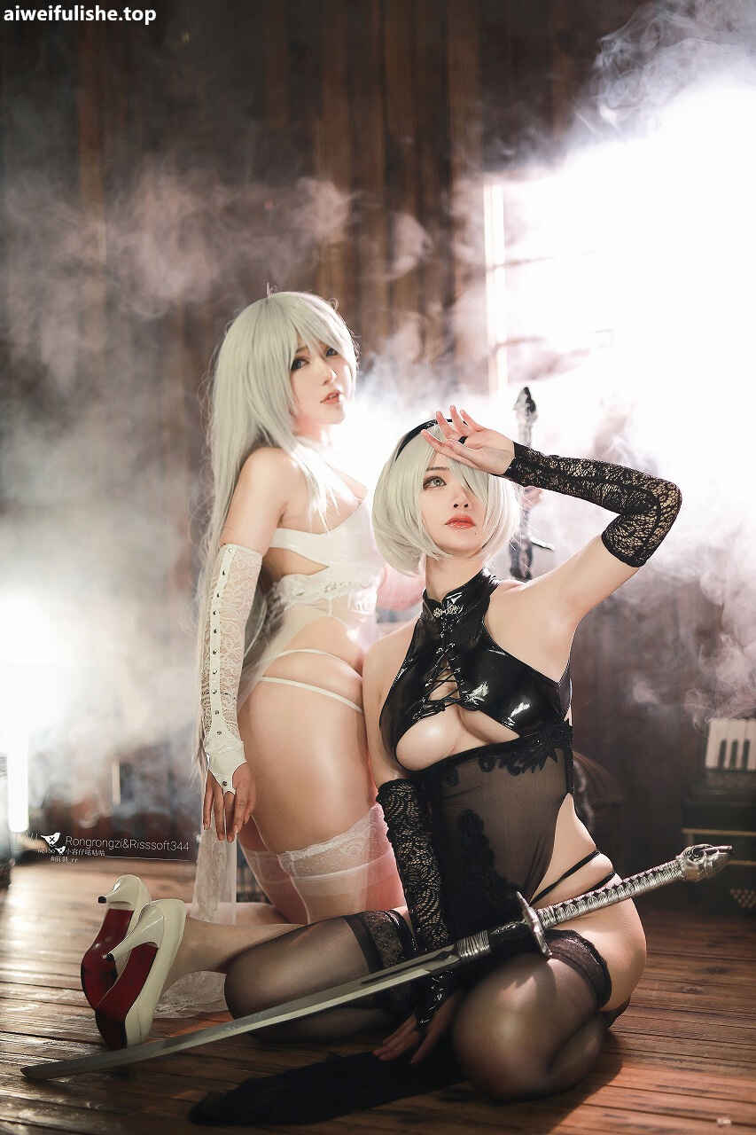 小容仔咕咕咕w - &前羽 尼尔2B双人旗袍 [72P-652MB] cosplay美女-第3张