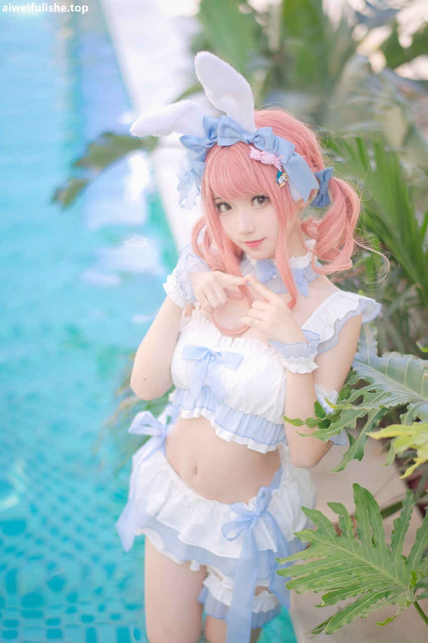花柒Hana - 夏日甜芯泳装写真 [37P-87MB] cosplay美女-第4张