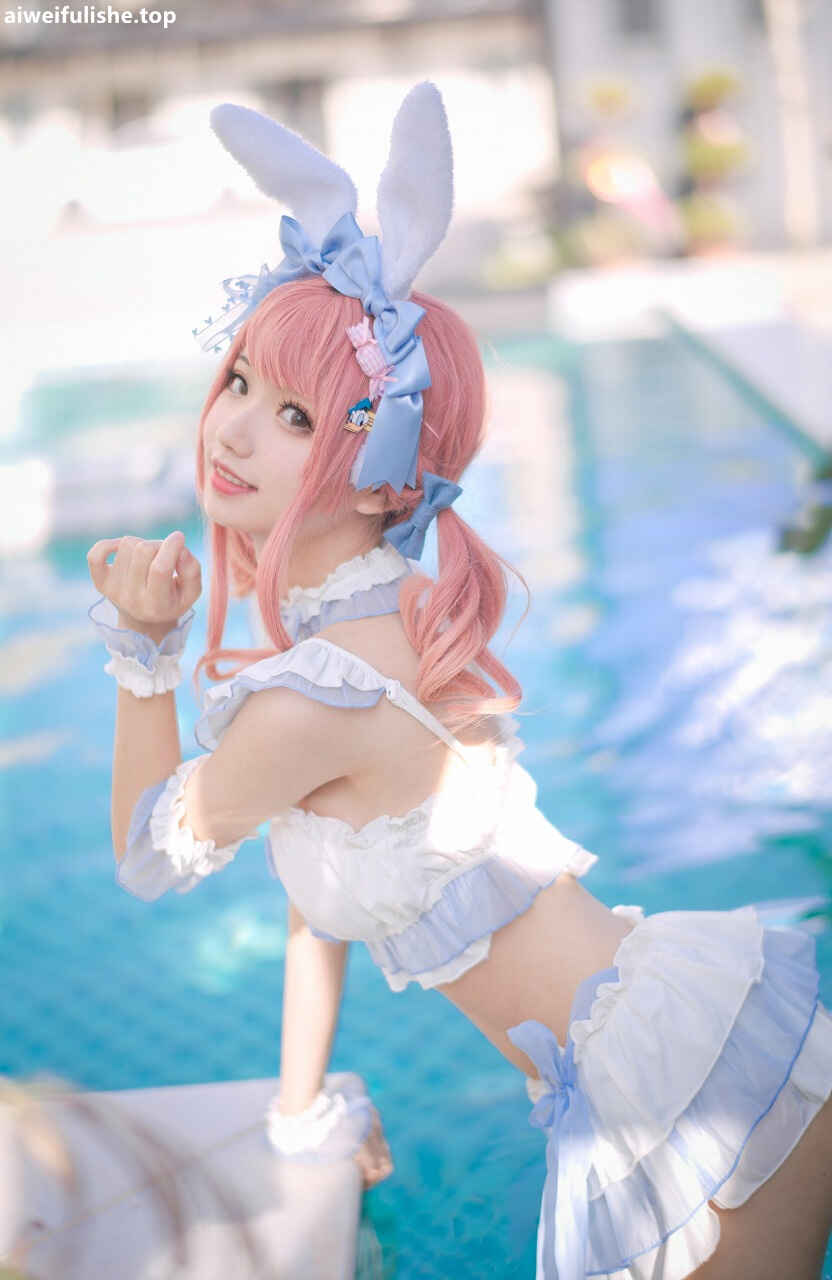 花柒Hana - 夏日甜芯泳装写真 [37P-87MB] cosplay美女-第2张