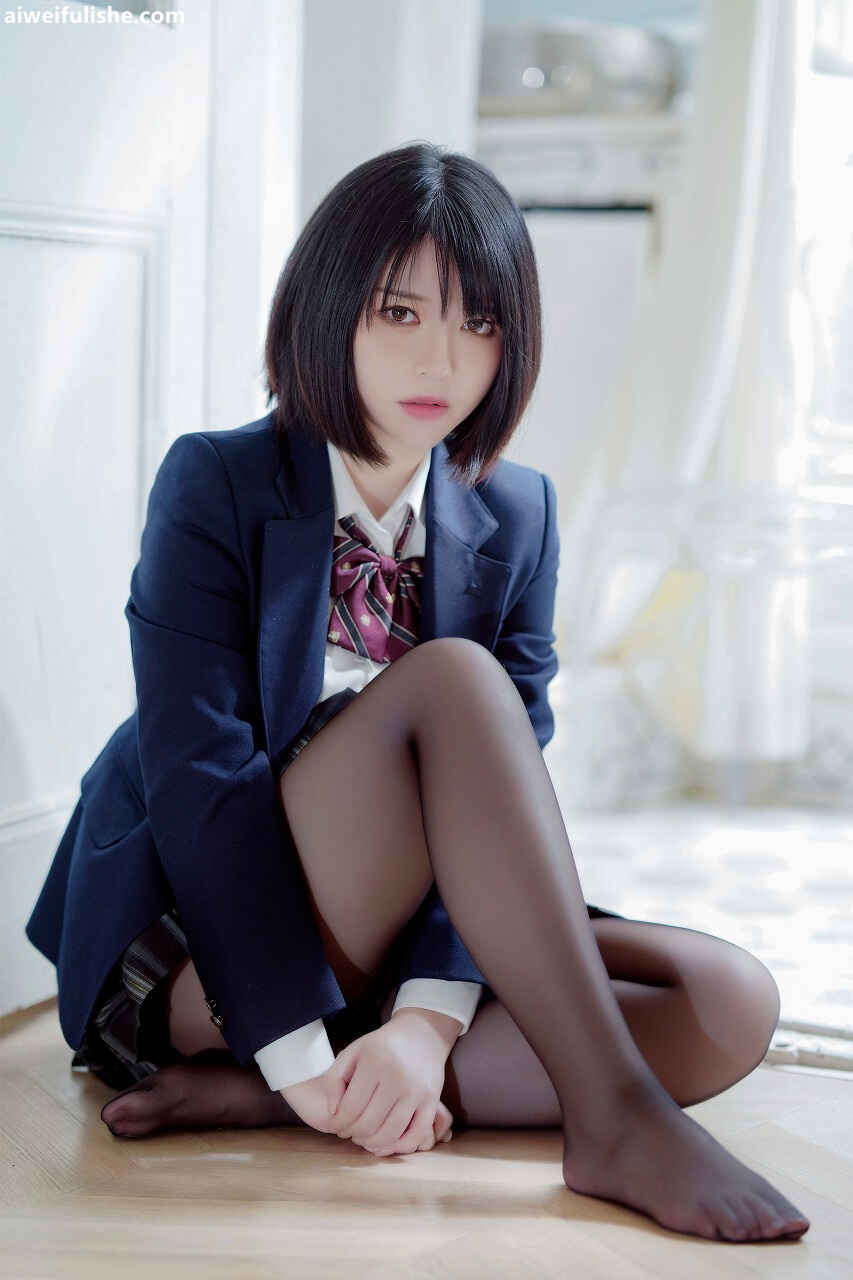 半半子 - 彼女の制服姿が好き [54P-84MB] cosplay美女-第5张