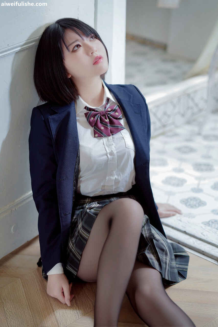 半半子 - 彼女の制服姿が好き [54P-84MB] cosplay美女-第6张