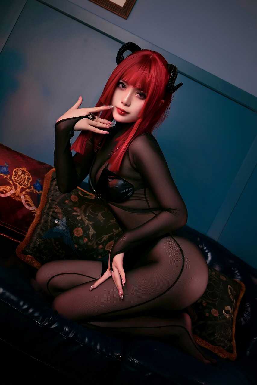 曉美媽&羊大真人《魔女集会》[35P1V-756MB] cosplay美女-第5张