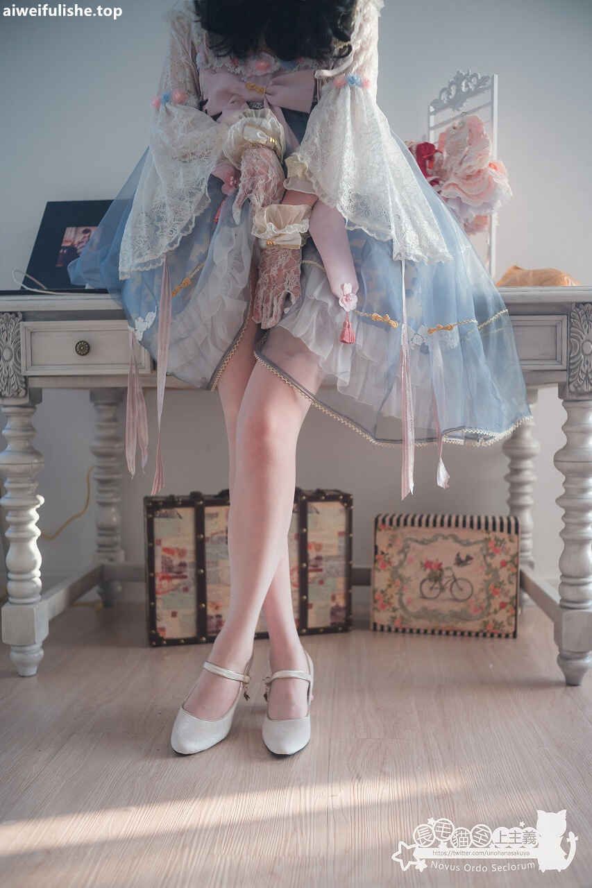 木花琳琳是勇者 - 超人气种草机线下会 [45P3V-1.61GB] cosplay美女-第2张